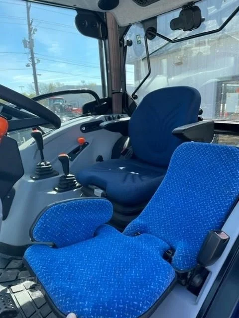 2022-New-Holland-Workmaster-75-7.webp