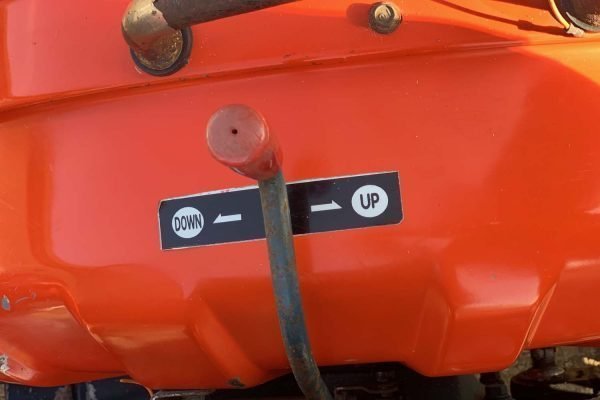 Kubota-B700_4.jpg