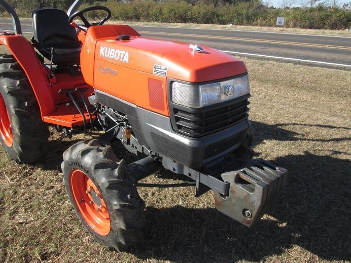 Kubota-L2800-Tractor_4.jpg