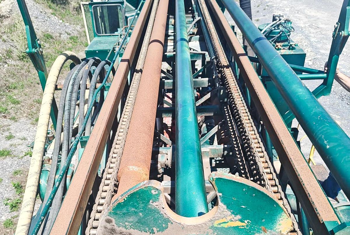 large-used-1995-reichdrill-650-drill-rig (14)