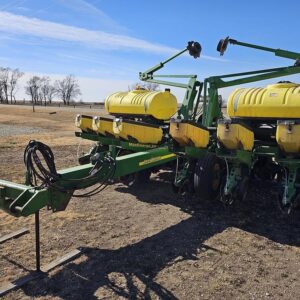 2010 JOHN DEERE 1760 Planter