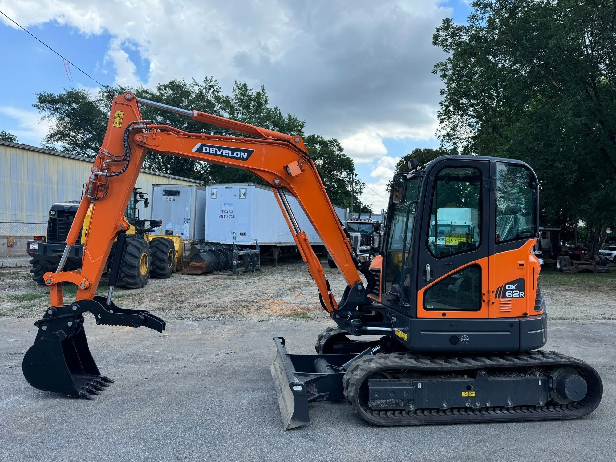 2024 DEVELON DX62R-3 Excavator