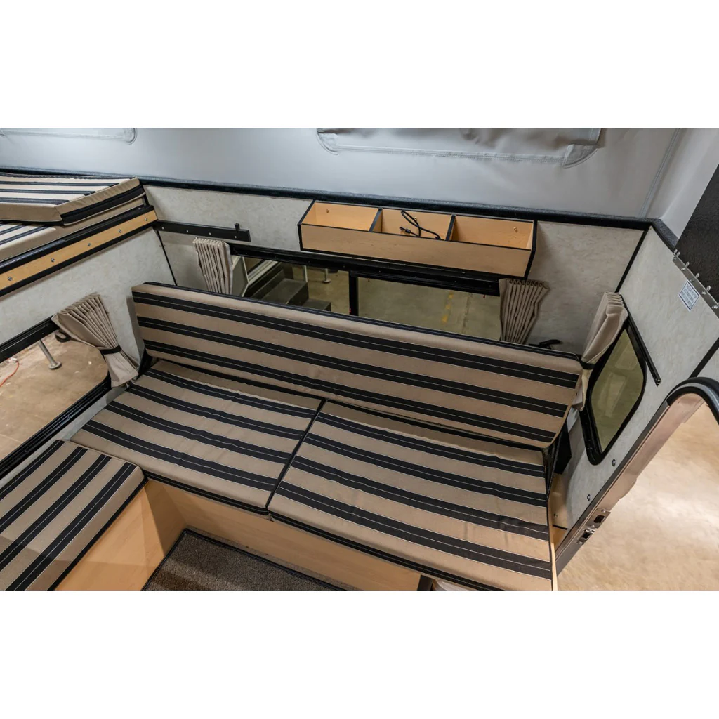 fwc-hawk-rollover-couch-floor-plan-gallery-photo-3_1024x1024@2x